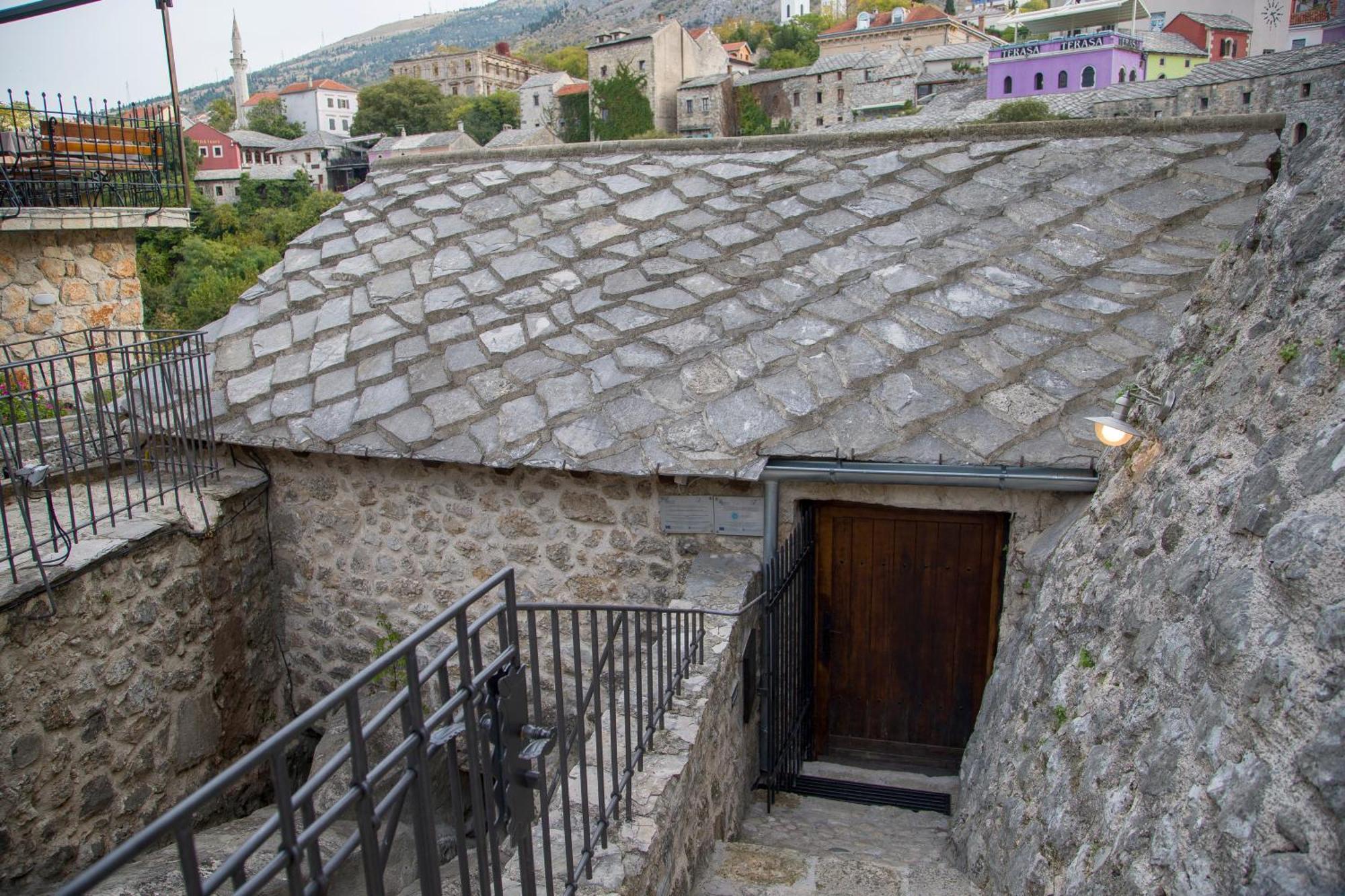 Old Mill Studio Apartment Mostar Bagian luar foto