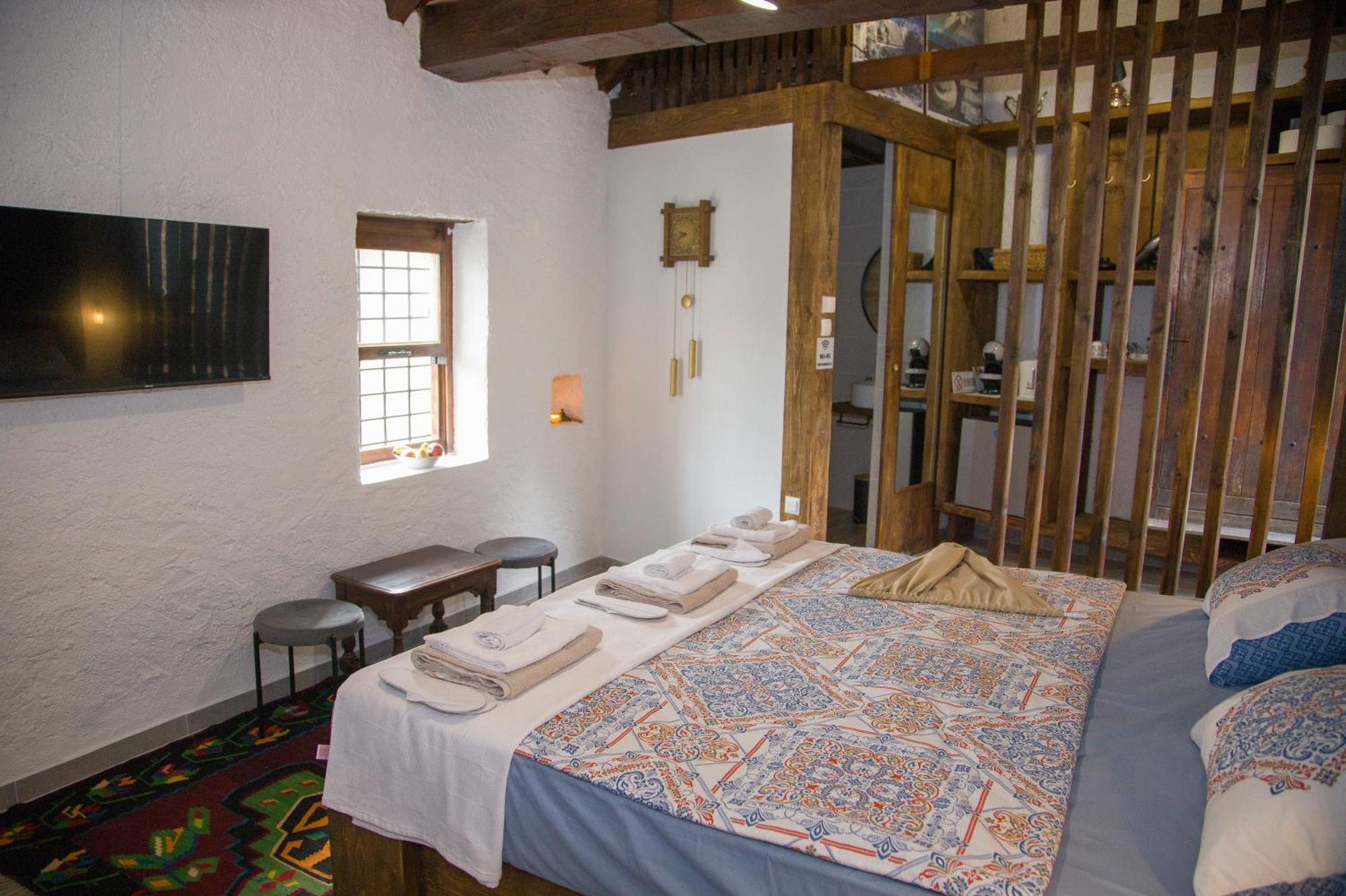 Old Mill Studio Apartment Mostar Bagian luar foto