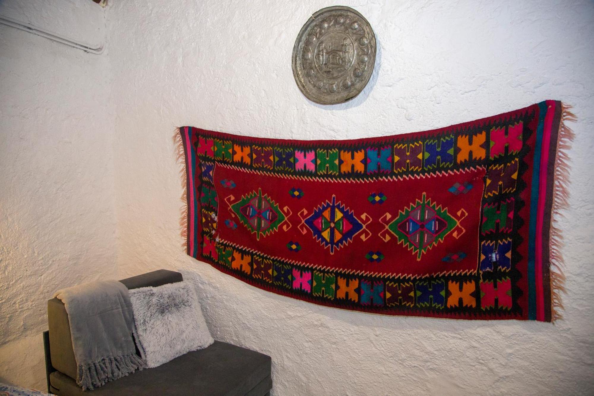 Old Mill Studio Apartment Mostar Bagian luar foto