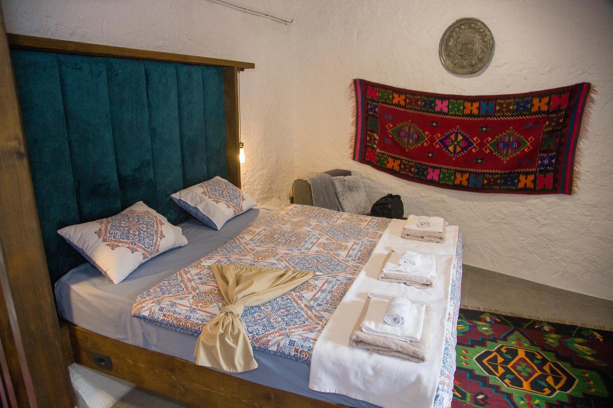 Old Mill Studio Apartment Mostar Bagian luar foto